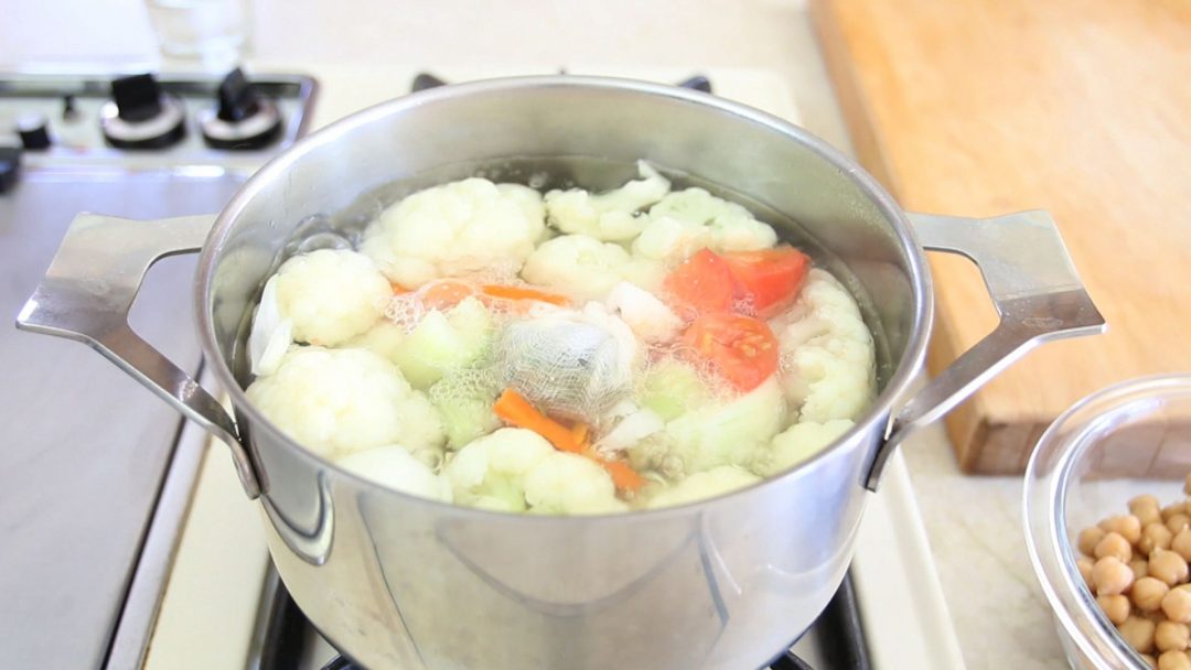 Chickpeas and cauliflower soup | Buona Pappa